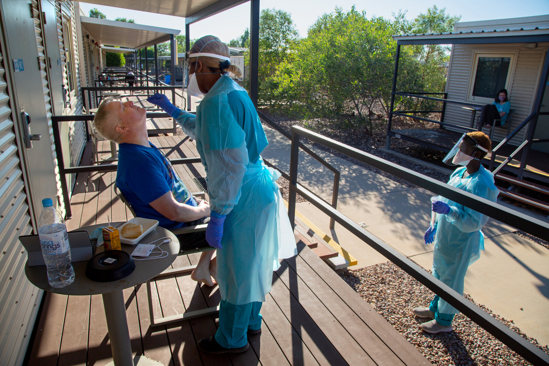 00oz-quarantine2-mobileMasterAt3x